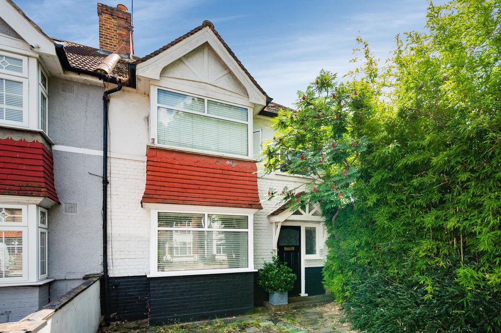 Property photo 1 of 12