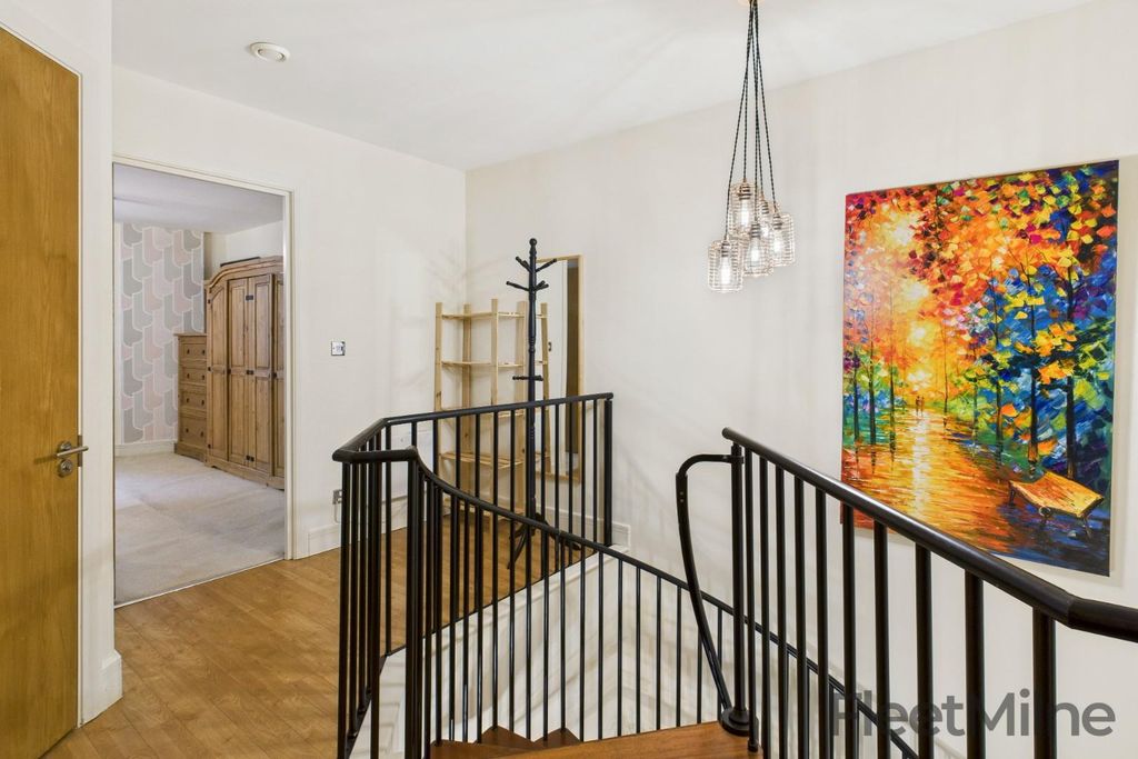 Property photo 1 of 16 Entrance Hallway