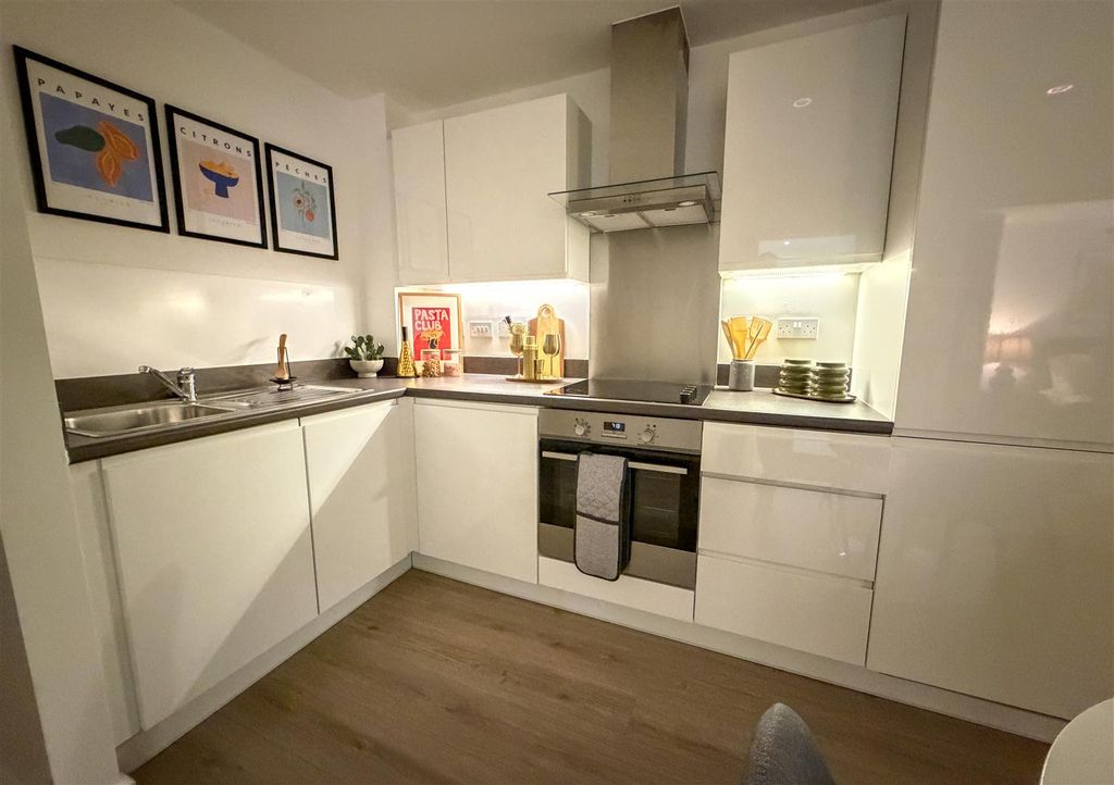 Property photo 2 of 14 Crabtree Styled Kitchen.Jpg