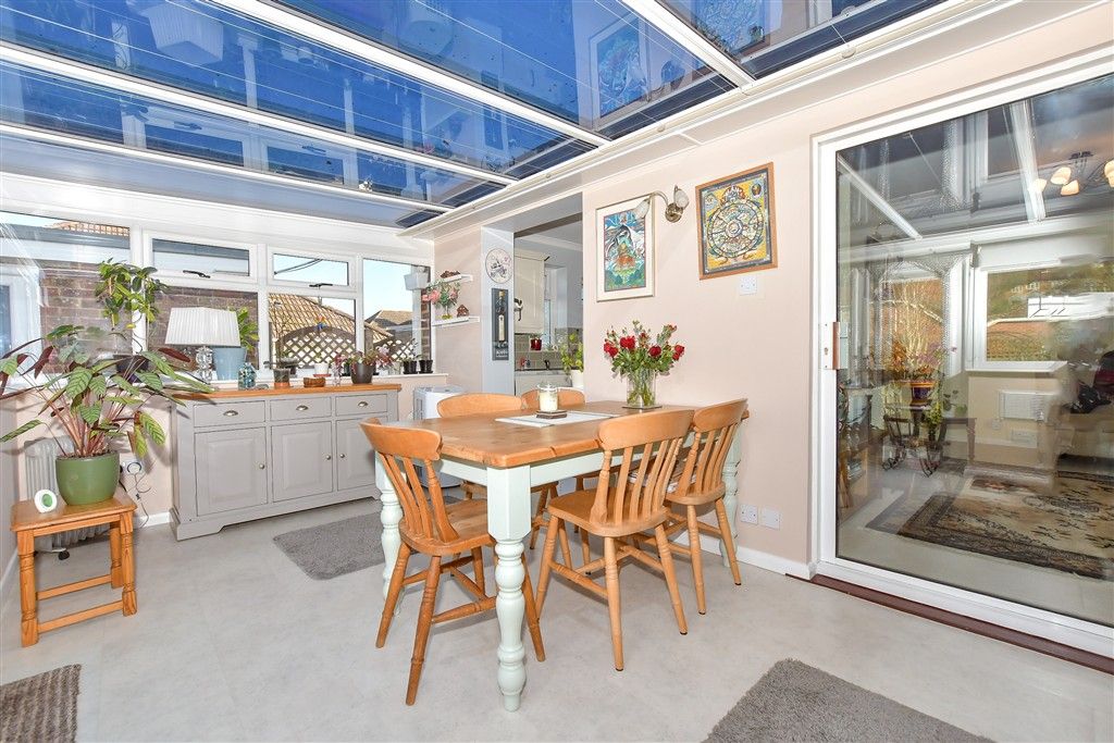 Property photo 1 of 11 Conservatory
