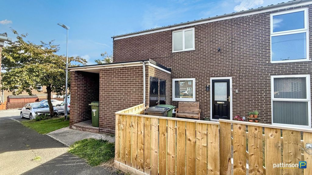 Property photo 1 of 12