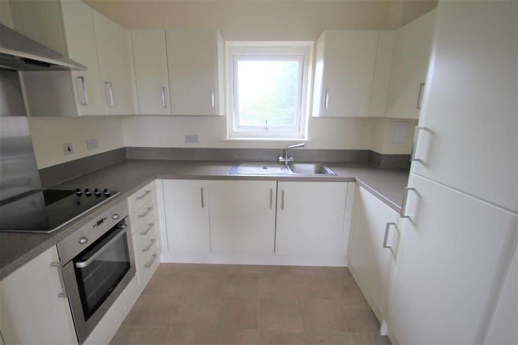 Property photo 3 of 6 Kitchen.Jpg