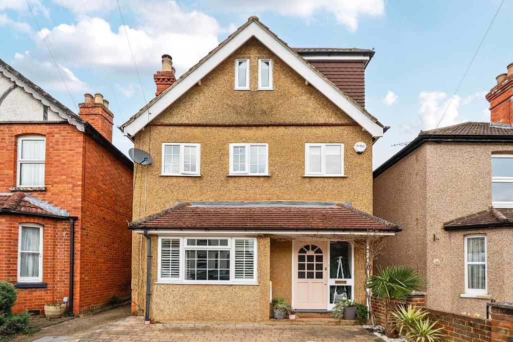 Property photo 1 of 13 Exterior