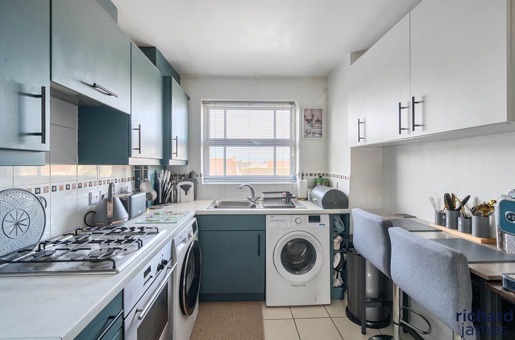 Property photo 3 of 22 089d85589F6E4029Ab1d4Af76Da1348E