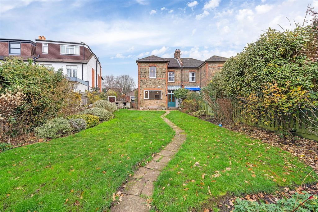 Property photo 2 of 15 Reddons Road-14.Jpg