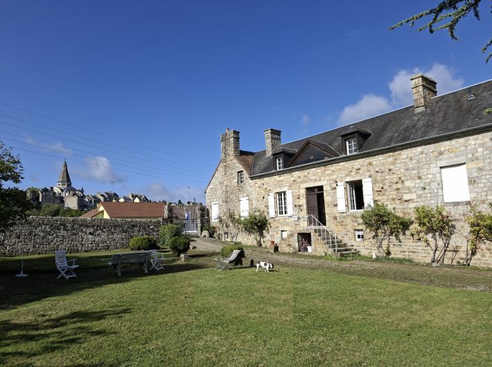 Property photo 3 of 28