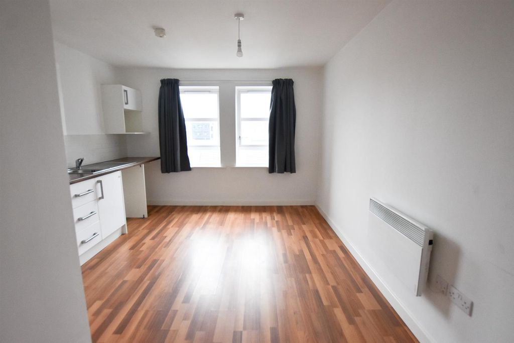 Property photo 2 of 8 Dsc_0004.Jpg