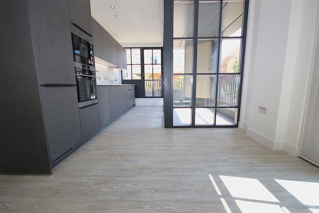 Property photo 3 of 12 Img_5647.Jpg