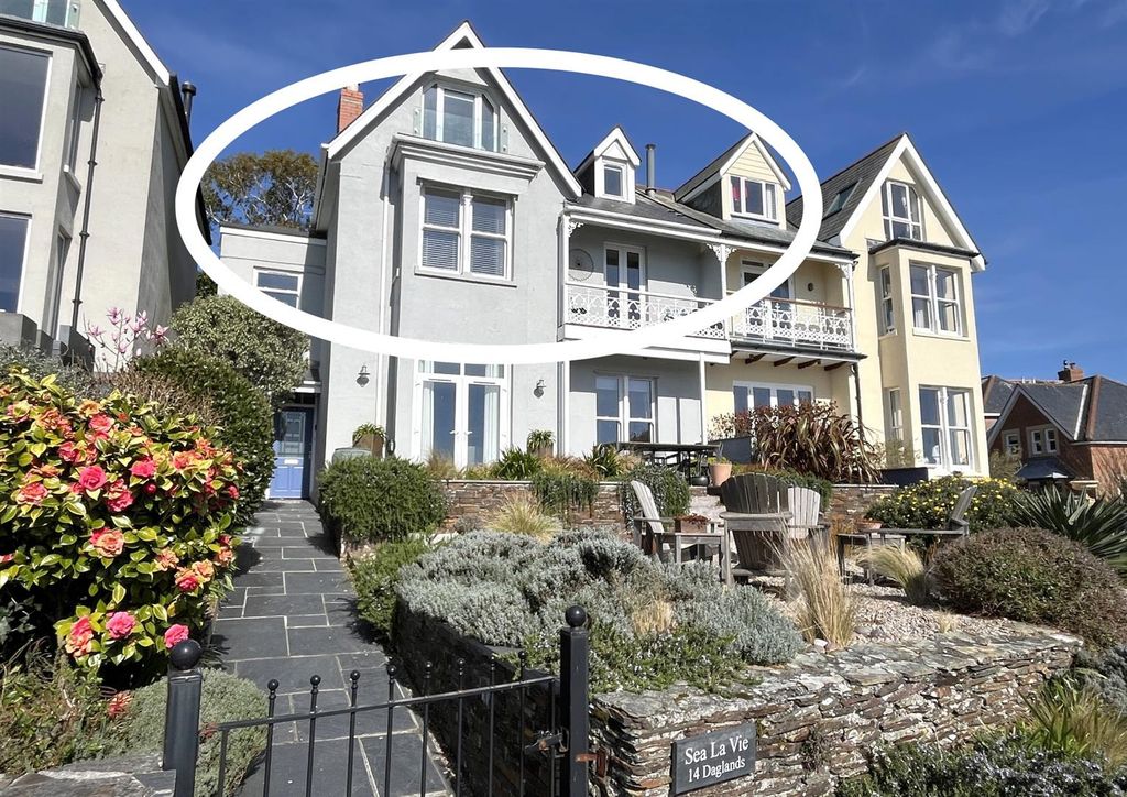 Property photo 1 of 15 14A - Front Circuled (To Use).Jpg