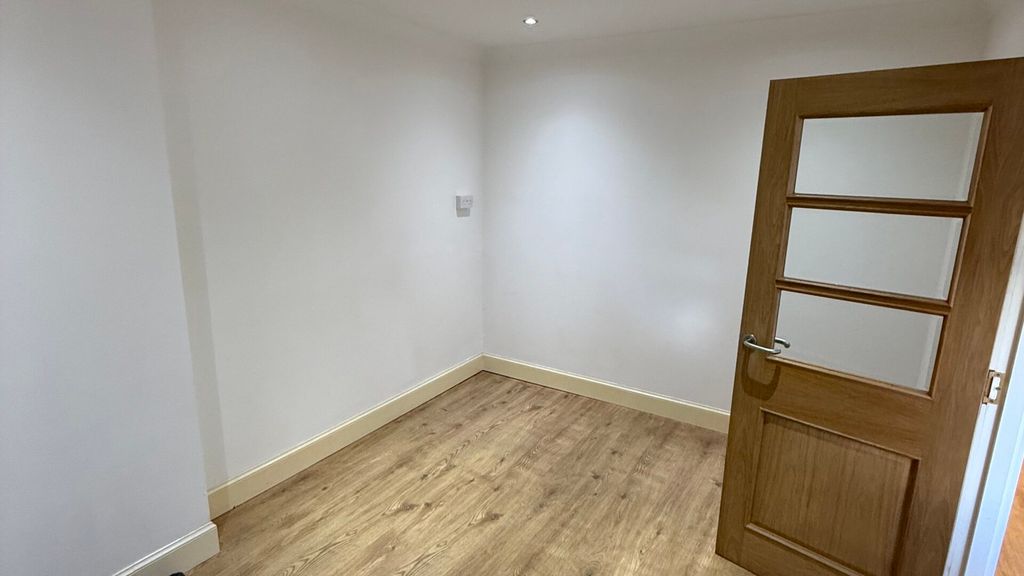 Property photo 3 of 7 Additional_Image_2