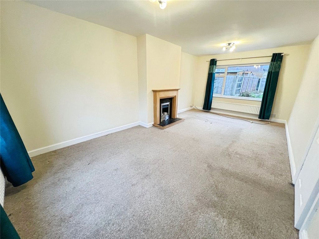 Property photo 2 of 13 Lounge/Diner