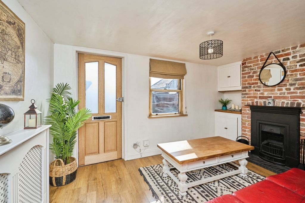 Property photo 1 of 13 Photo