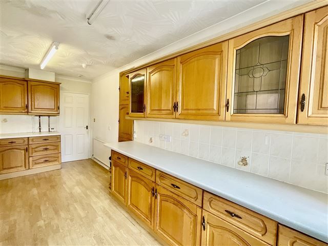 Property photo 2 of 21 Kitchen