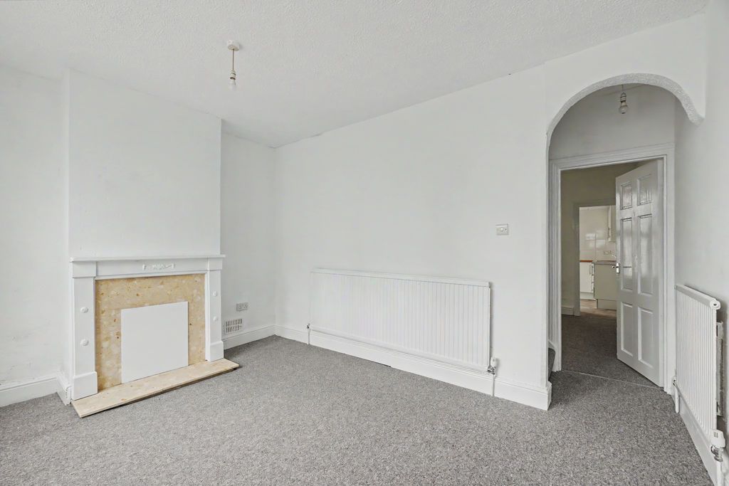 Property photo 2 of 12 Photo 10