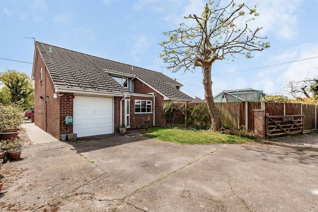 Property photo 1 of 16