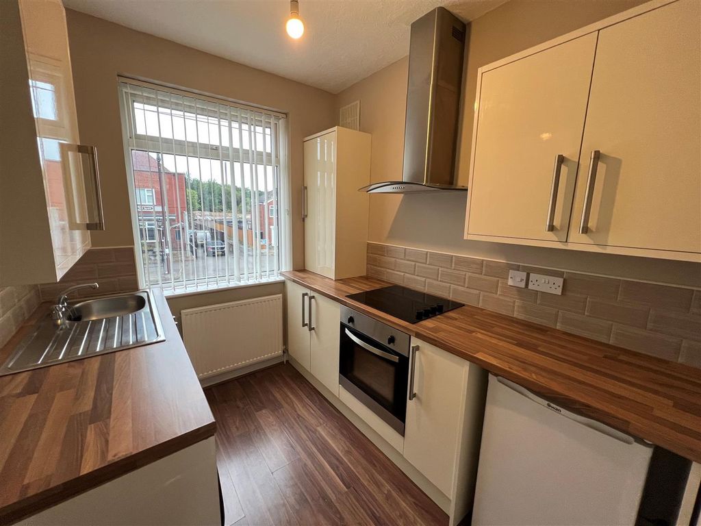 Property photo 3 of 3 14Jra 6.Jpg