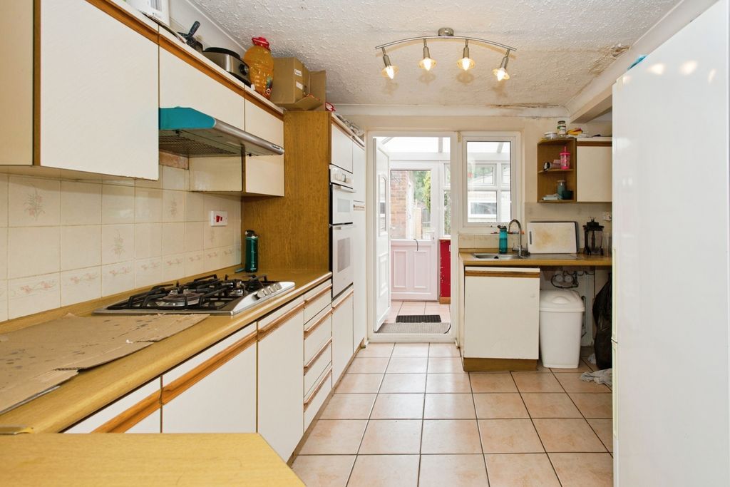 Property photo 2 of 16 Photo