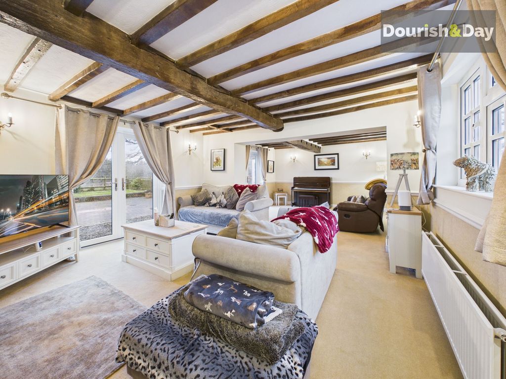 Property photo 2 of 38