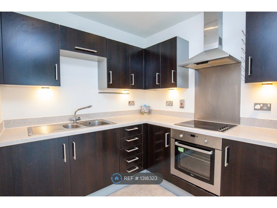 Property photo 3 of 15 Kitchen