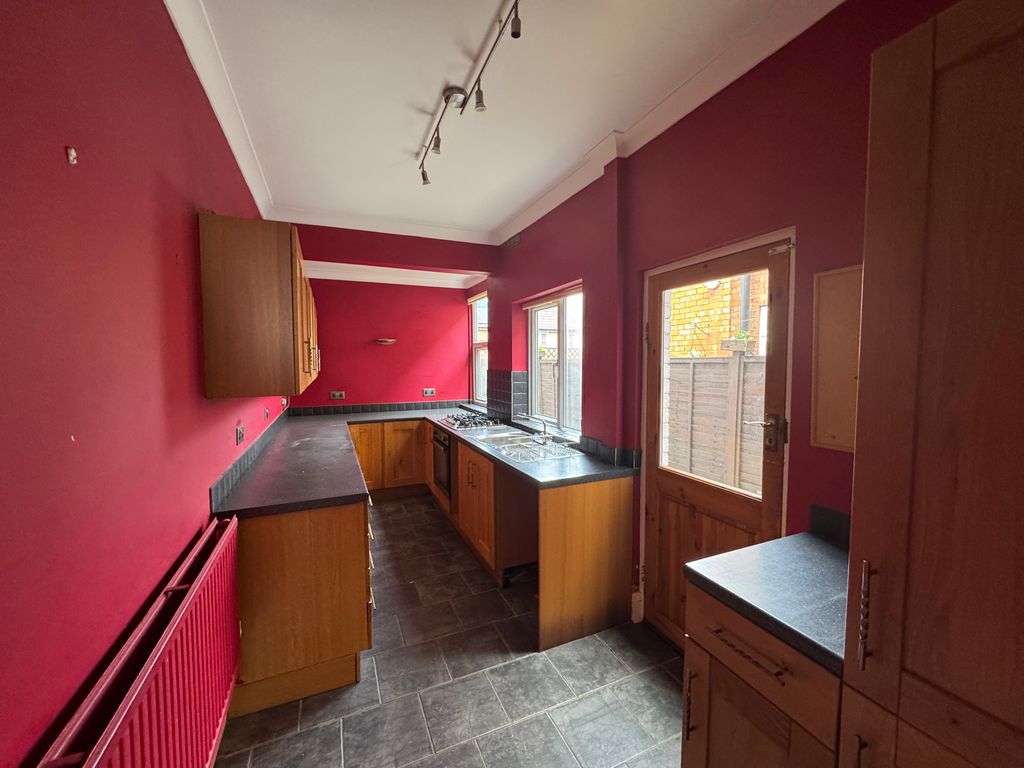 Property photo 2 of 5