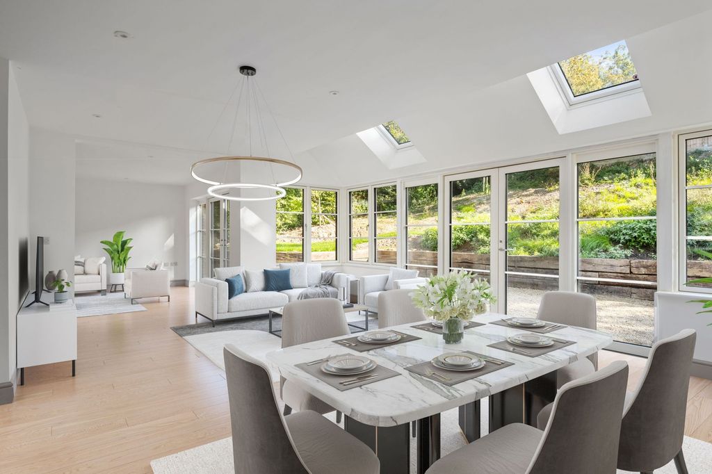 Property photo 3 of 20 Digital Image: Kitchen Dining