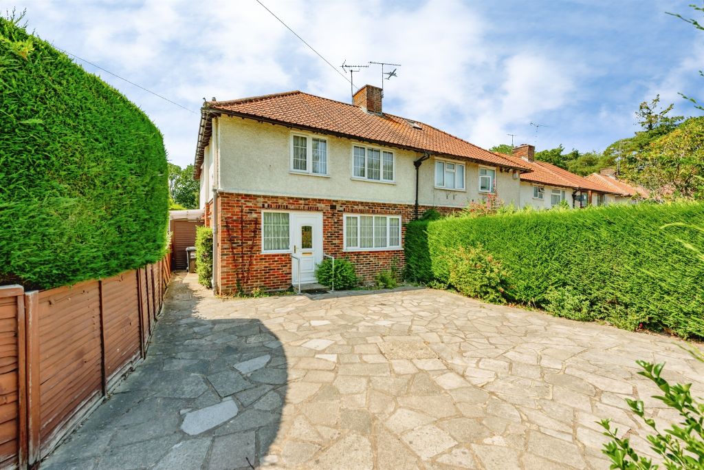 Property photo 1 of 13