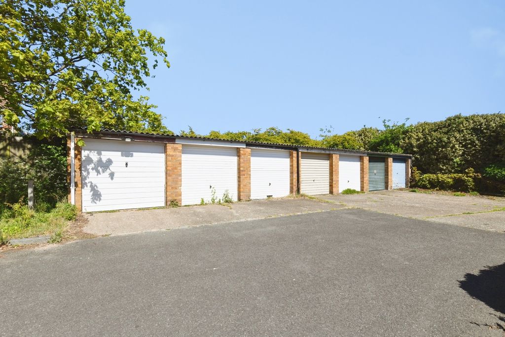 Property photo 3 of 15 Pbox-Img.Jpg