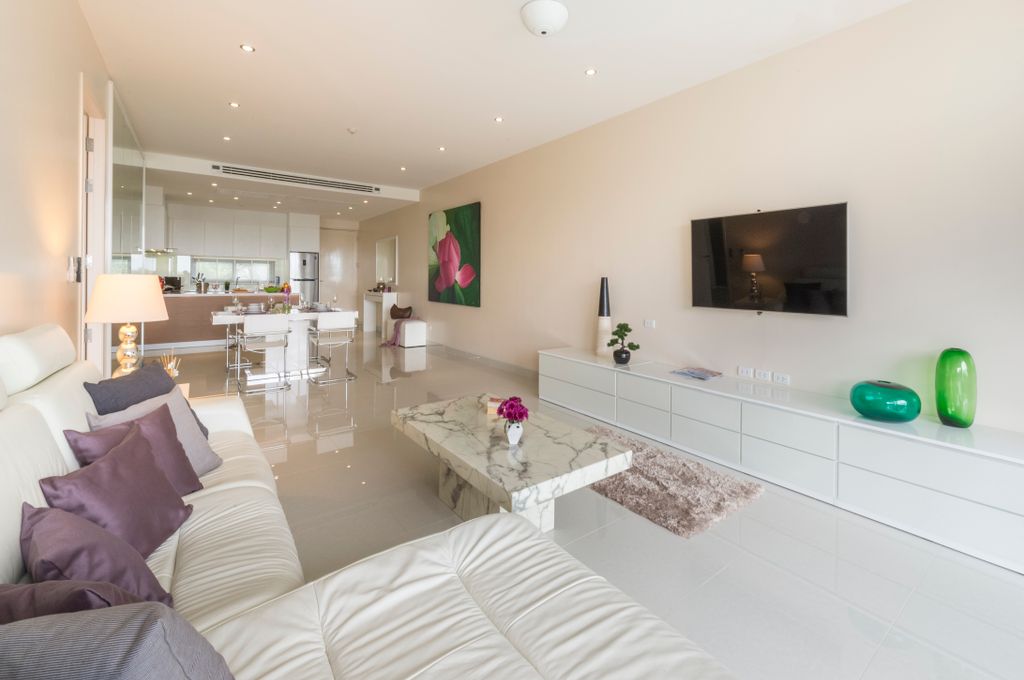 Property photo 3 of 23