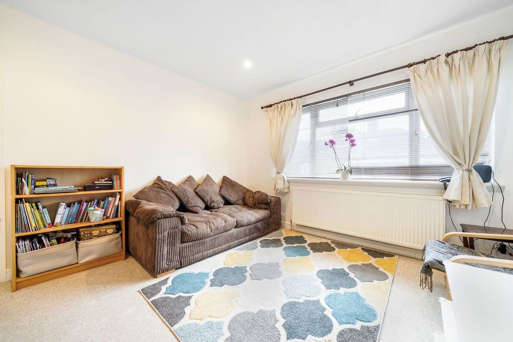 Property photo 3 of 15