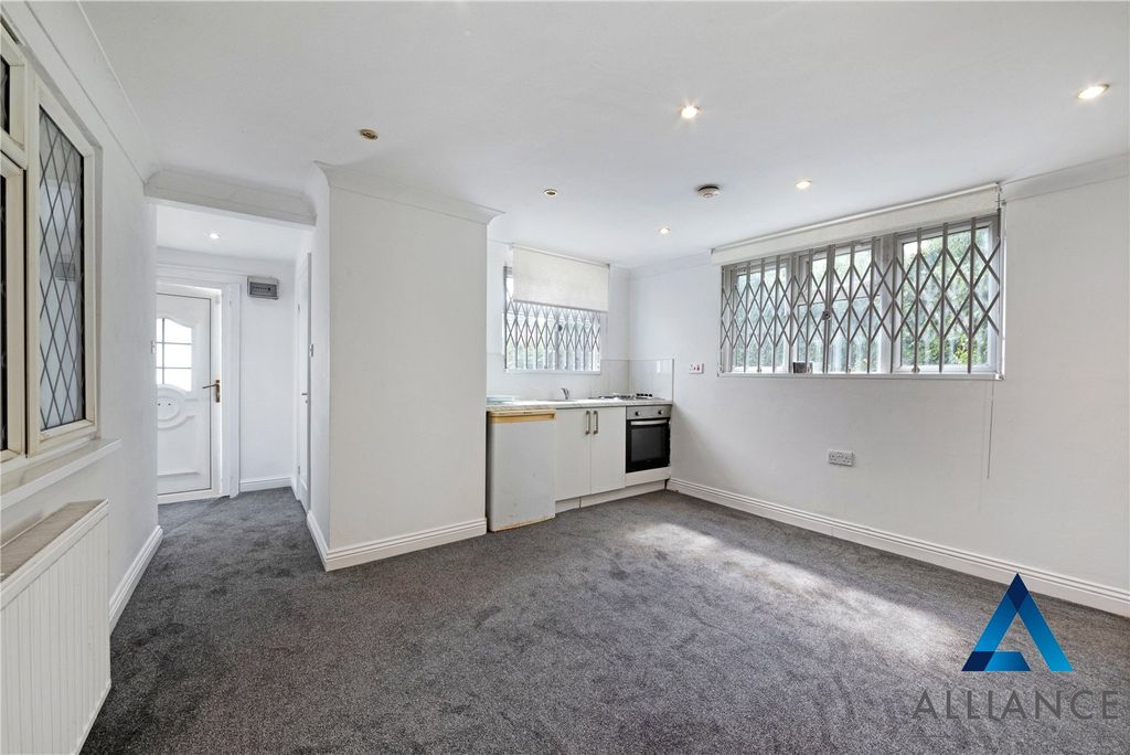 Property photo 1 of 8 Picture No. 06