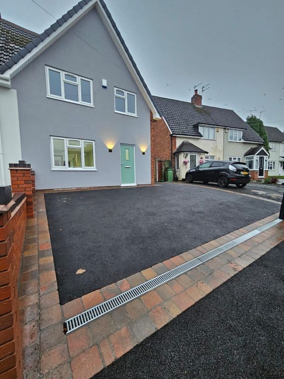 Property photo 1 of 9 Exterior