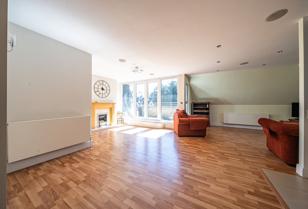Property photo 3 of 16 1268426 (17).Jpg