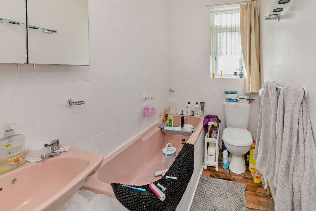 Property photo 3 of 3