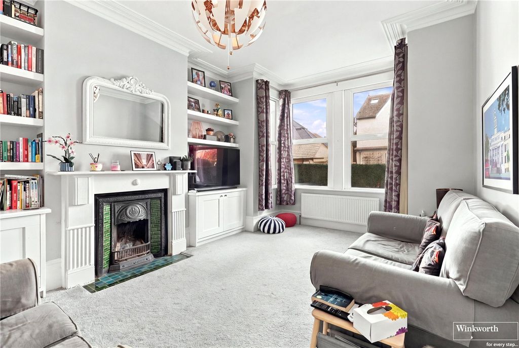 Property photo 3 of 23 Picture No. 05