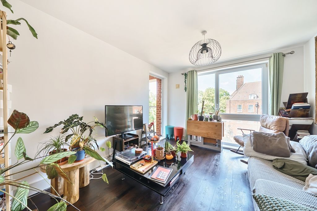 Property photo 3 of 15 1314887-2-685d5c0...