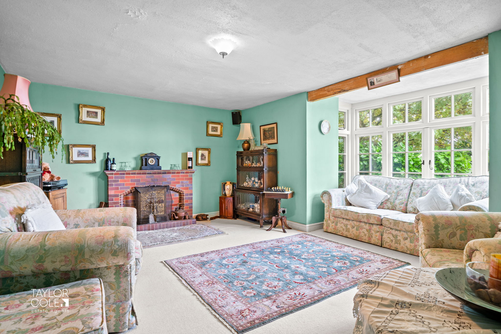 Property photo 3 of 40 4