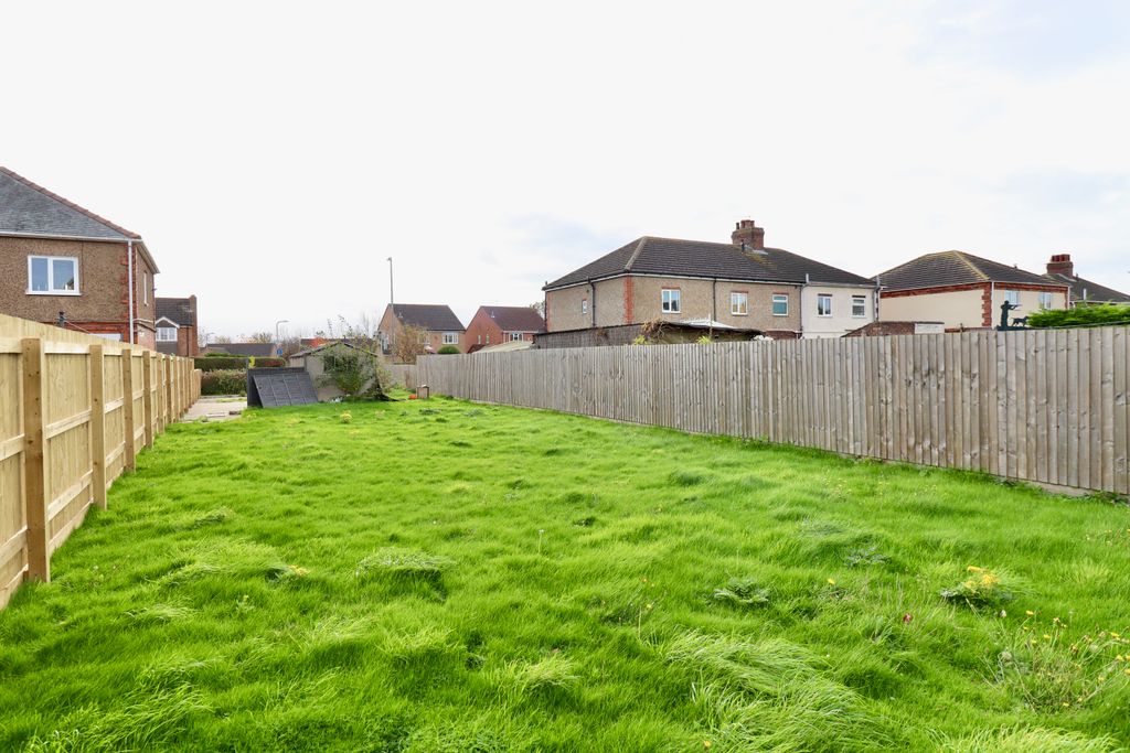 Property photo 1 of 6 Img_9026