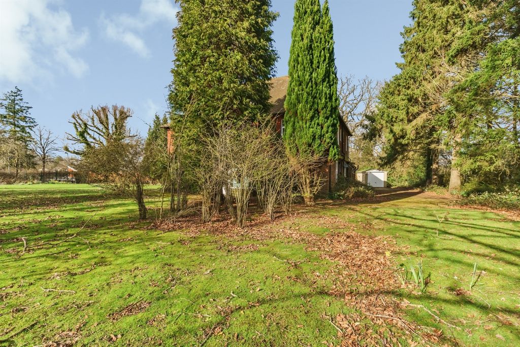 Additional image 20 of 6 bed detached house for saleSt. Piers Lane, Lingfield RH7