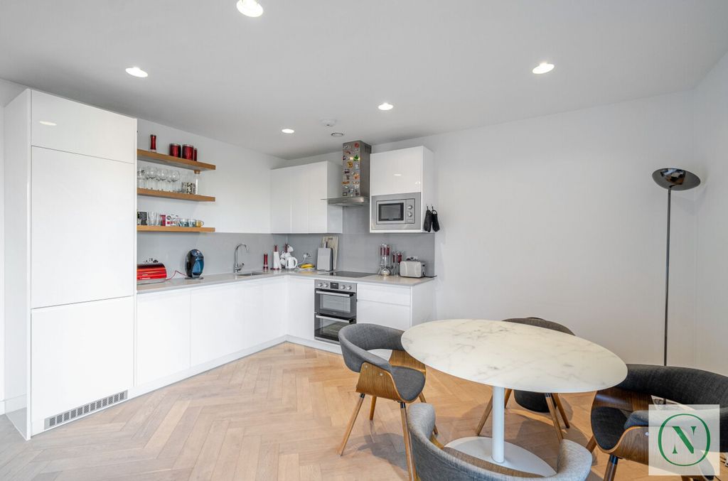 Additional image 7 of 3 bed flat for saleBell Foundry Close, Croydon CR0