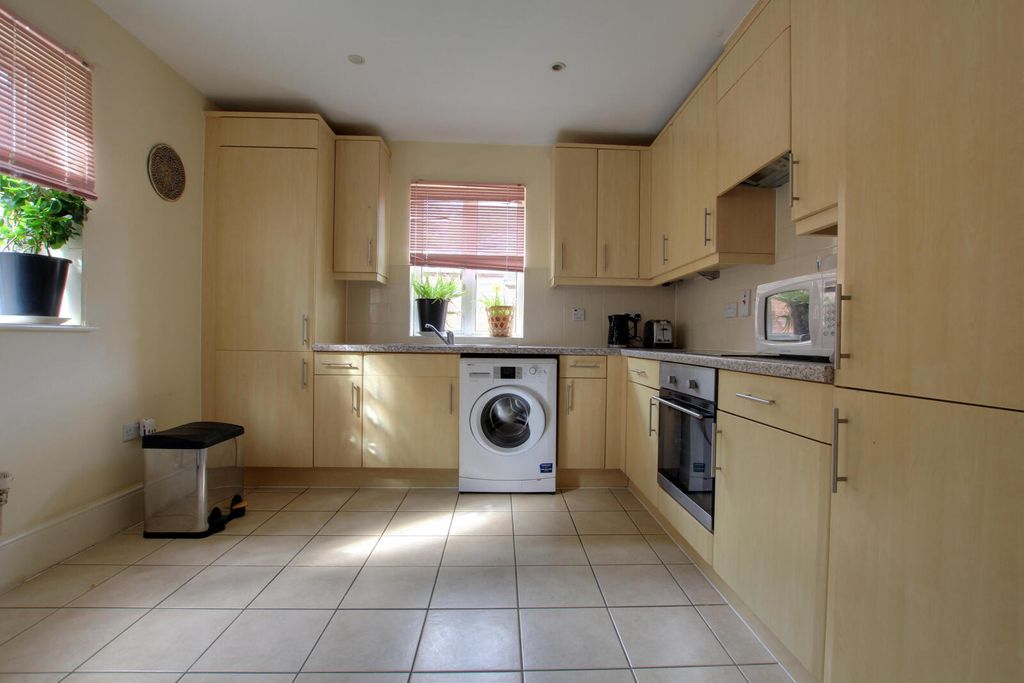 Property photo 2 of 8 Picture No. 09