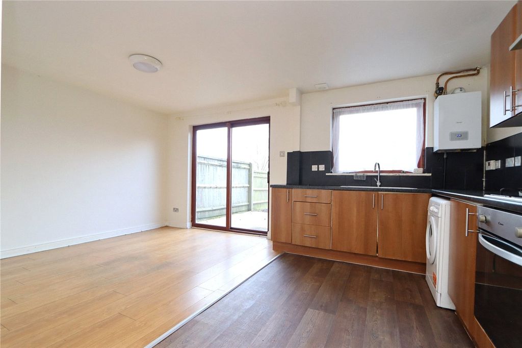 Property photo 3 of 21 Picture No. 20