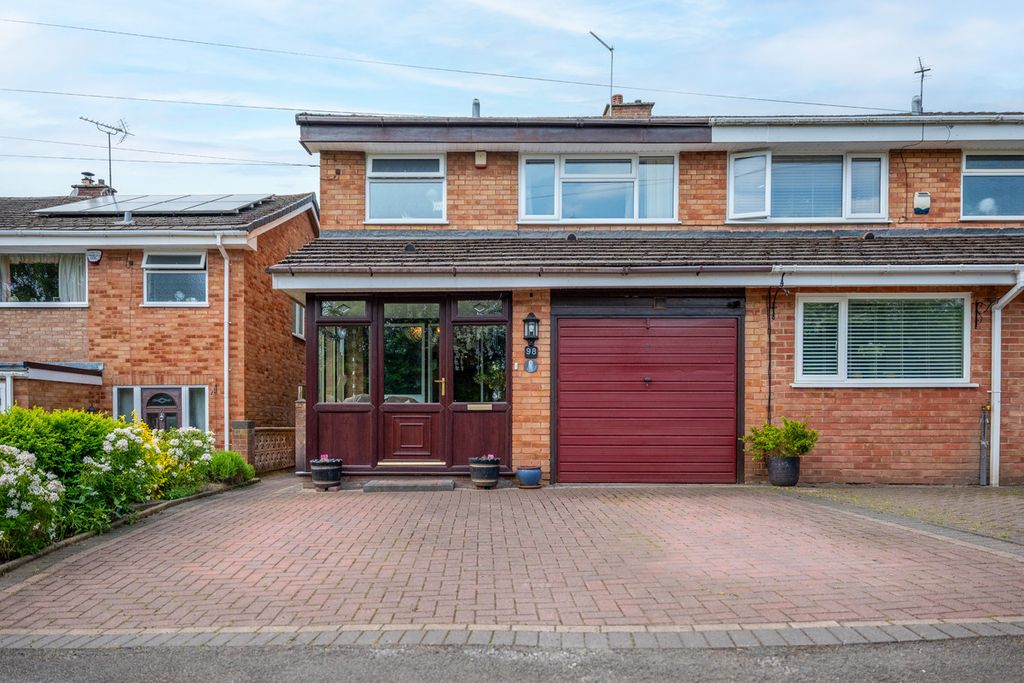 Property photo 2 of 24
