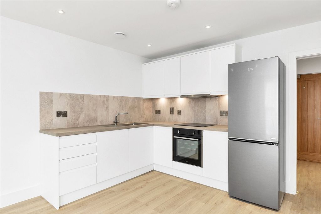 Property photo 2 of 11 Picture No. 06
