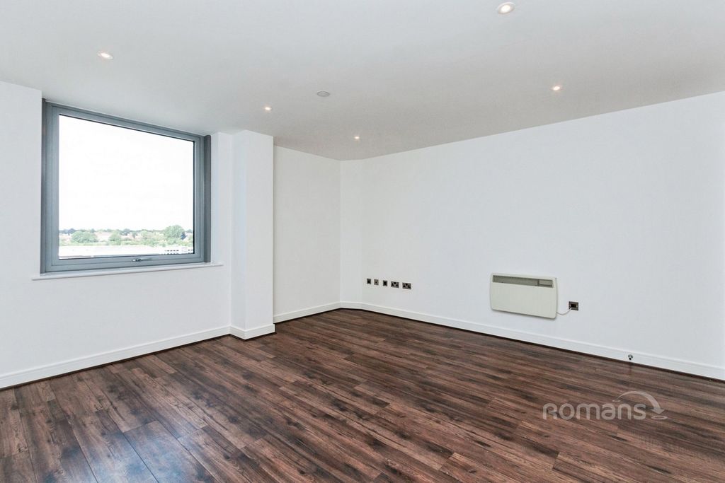 Property photo 2 of 6 Pbox-Img.Jpg