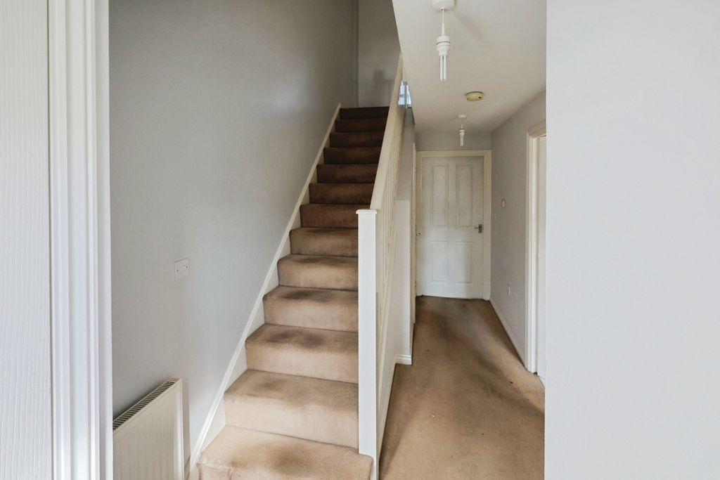 Property photo 2 of 16 Pbox-Img.Jpg