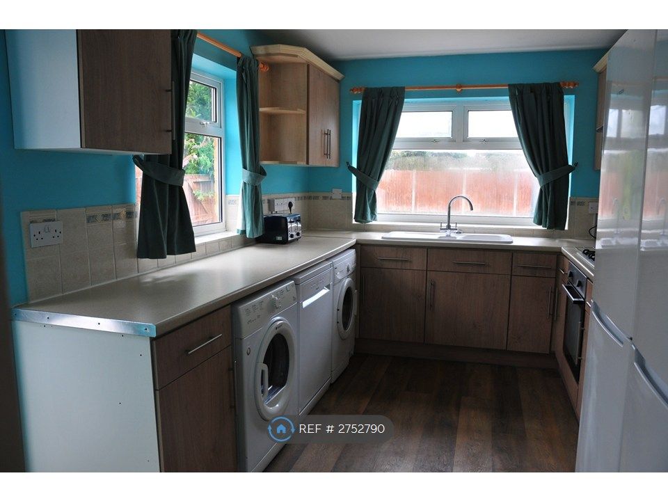 Property photo 2 of 29