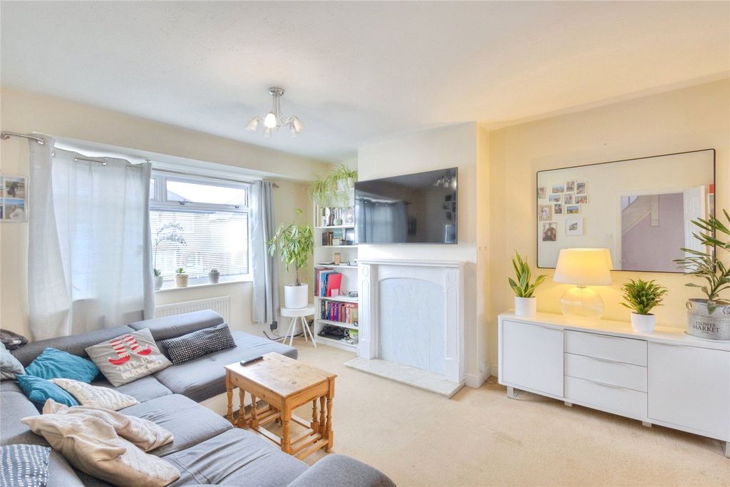 Property photo 2 of 21 Picture No. 02