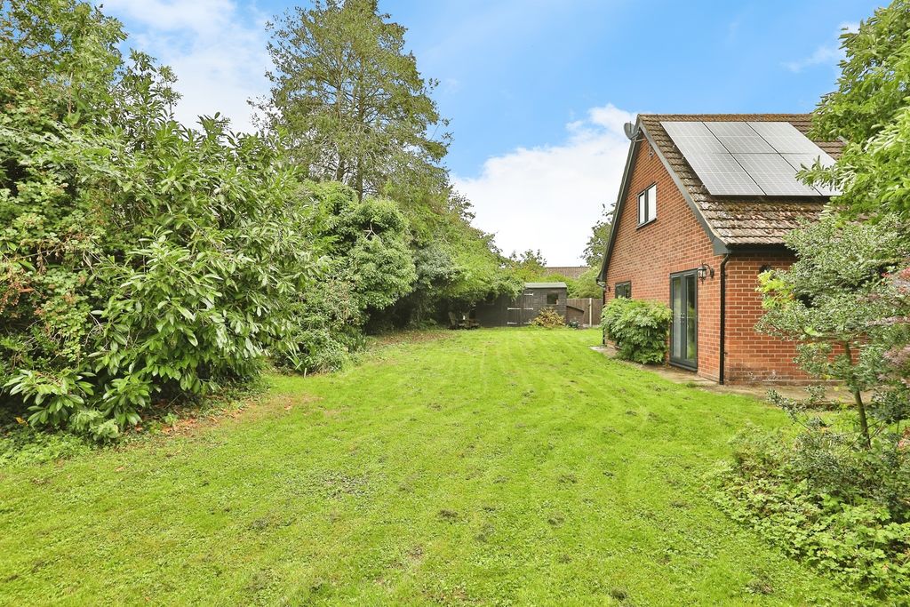 Property photo 3 of 18