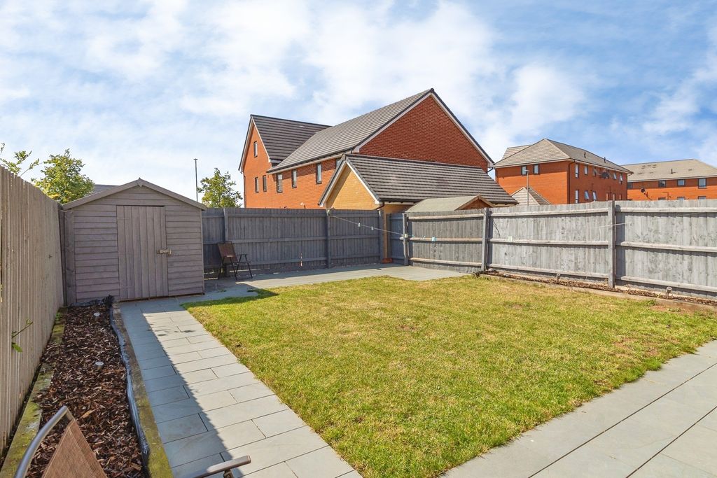 Property photo 2 of 19 Pbox-Img.Jpg