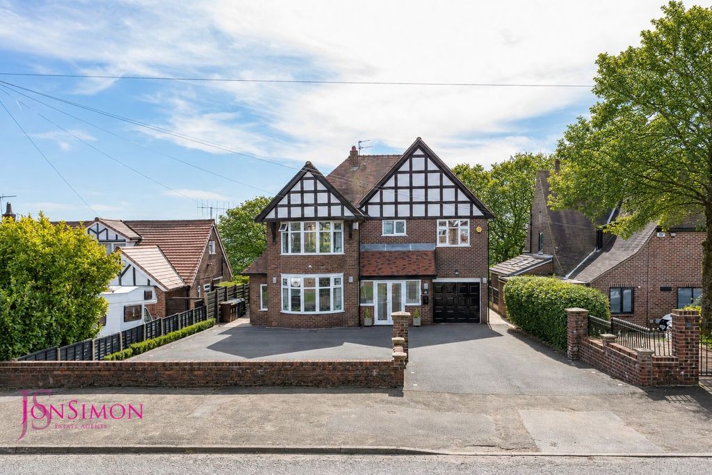 Property photo 1 of 71